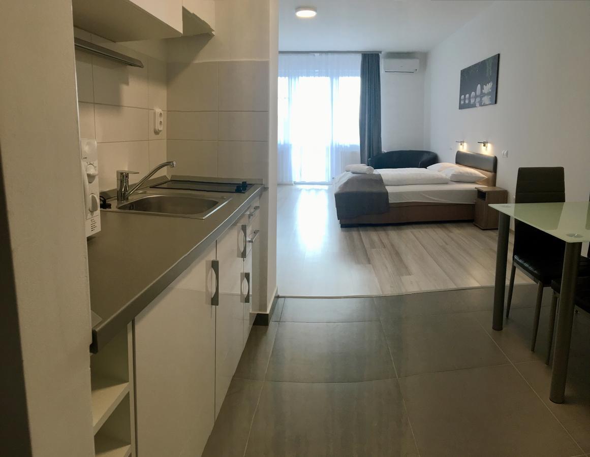 F&M Apartman エゲルサローク エクステリア 写真